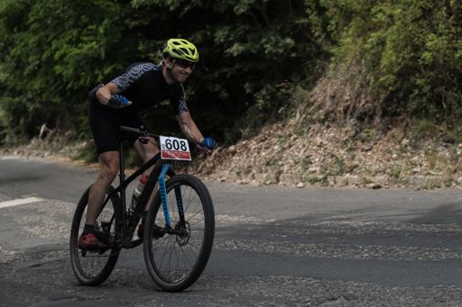 nekem csak ilyen gravelbájkom van (-: