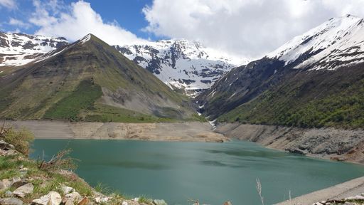 Col de la Croix de Fer, Lac de Grand Maison