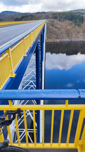 Tady jsem kdysi skočil dolů ☠️