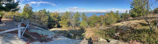The view over Eel Bay into Canada