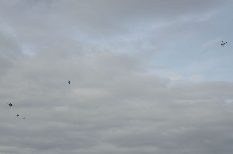 着陸前の各機種 (α6000+18-300mm、メモリーNo.間違えてた...で撮影)