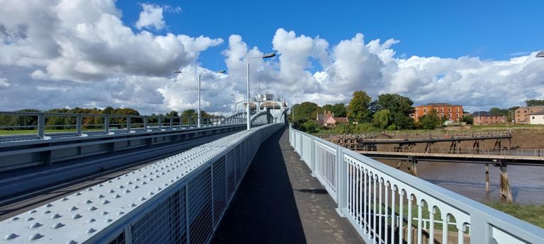 1897 Cross Keys (swing) Bridge at Sutton Bridge over River Nene carrying the A17. https://en.m.wikipedia.org/wiki/Sutton_Bridge
