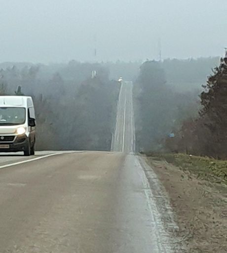 Цій трасі притаманні не дуже круті й набористі (~40м), але частенькі двосторонні апчики. Навіть приємні. Чисто рівняка небагато