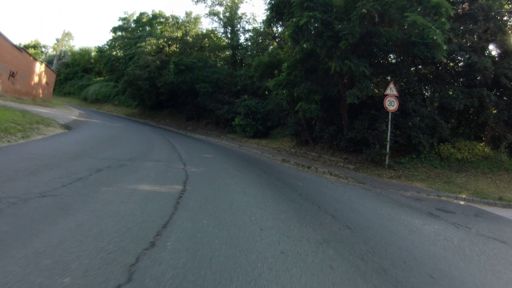 Érden ezen lejtőzve döntöttem el, hogy keresek rajta valami szegmenst.  Itt már rakom neki.