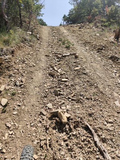 De muur van Puymeras? Zelfs te voet ni op geraakt