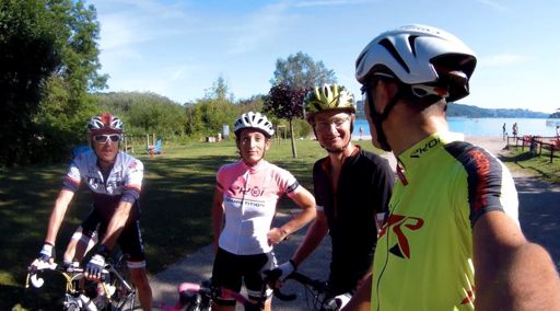 la dream team, de droite a gauche : thierry le vieux, laurent le cousin, moa !, fanzy le tatoué