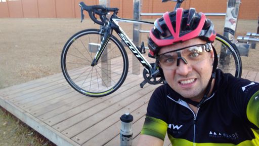 Morri, mas passo bem!!!