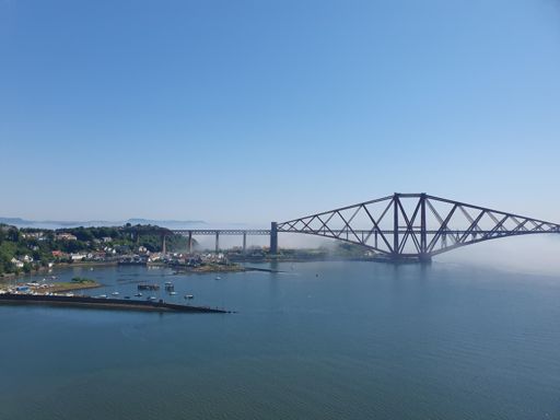 The foggy gifts of the Forth