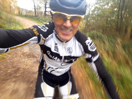 Bajada del Vivero a la presa.