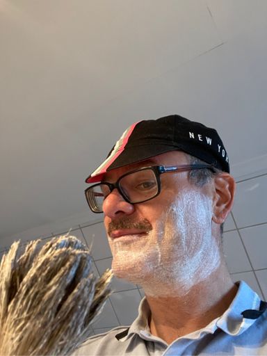 Langturbart under arbeid