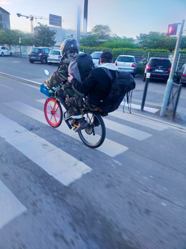 Vélo traffiqué en mobylette