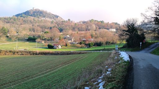 Il reste un chouia de neige sur les contreforts du Vercors. Ici, à la sortie de Barcelonne.