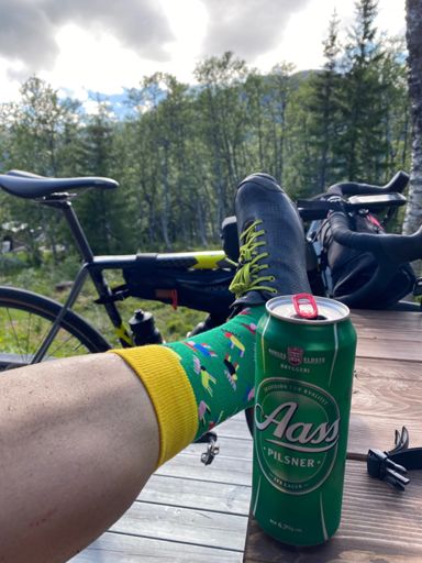 Til vanlig kjedelig bankmann men litt jålete syklist