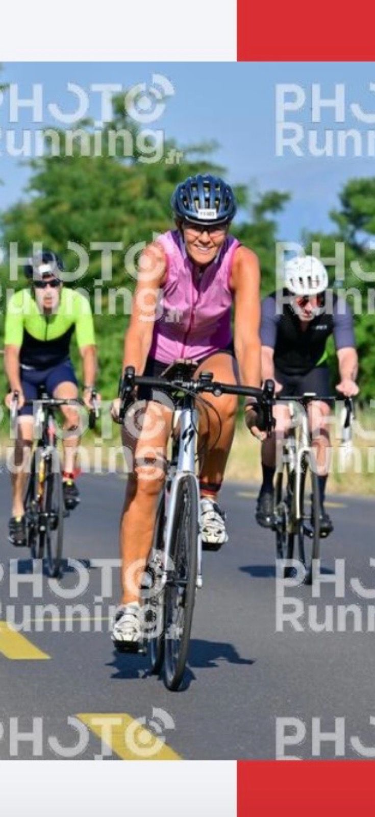 Durant le triathlon de samedi, j’ai fait une vilaine chute à vélo avec perte de connaissance au chemin du Petray à Collonge-Bellerive et je recherche des témoins pour savoir ce qu’il s’est exactement passé - il devait être 9h45-50 et nous étions plusieurs cyclistes à ce moment-là ?