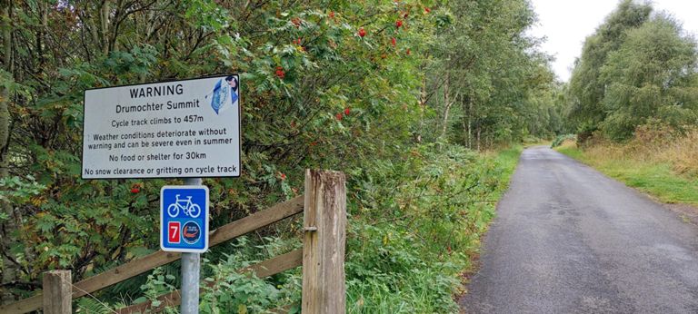 12.9 miles into the day's ride, just after Calvine, we turned off a public road onto 17.9 miles of the old A9, consisting of 5.8 traffic-free miles, 0.2 minor road miles, 6.7 traffic-free plus 0.1 and 0.2 minor road to Drumochter Summit then 4.9 traffic-free thereafter. Surfaces were variable.