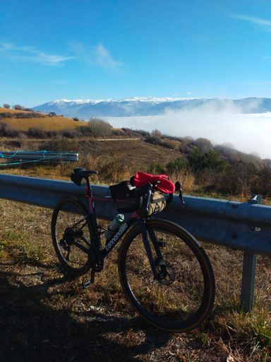 boira a la cedanya i el puigmal al fons