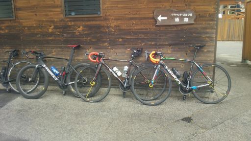 スーパーカートリオ