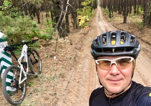 Во рту у динозавра