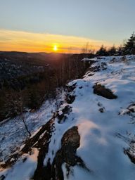 3 pierres, 2 rougimonts et 1 todlaine