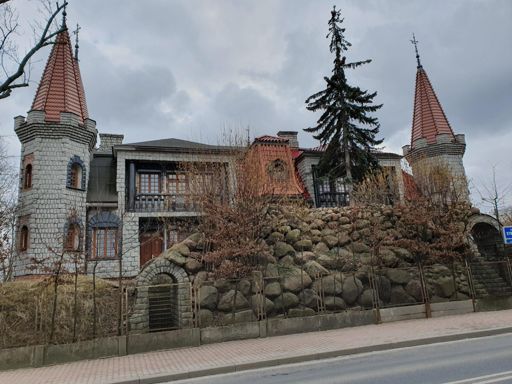 chłopaki w Sokołowie się nie rozmieniają na drobne #zamek #sztucznagrota #gargamel