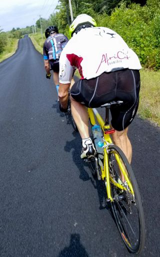 Domestics in the front protected riders in the back. 🚴‍♂️🚴‍♂️🚴‍♂️😎