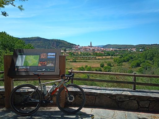 Jérica​​ desde la vía verde.