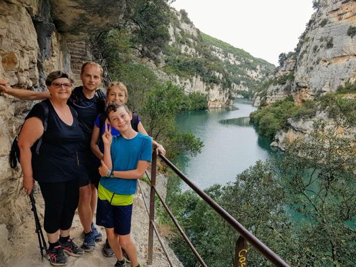 Avec ma mère,  ma sœur et mon neveu.