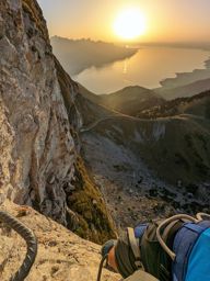 via ferrata Rocher de Naye et retour par les grottes