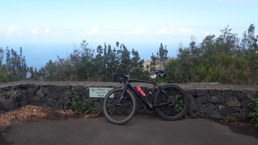 El "mirador" -no tiene casi nada de panorámica-