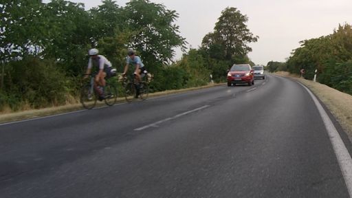 .. Aztán hamar a főúton találtam magam  – SZiasztok!