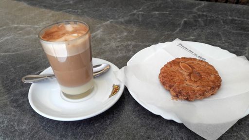 Avituallamiento a mitad de "etapa" en La Vera  🤤