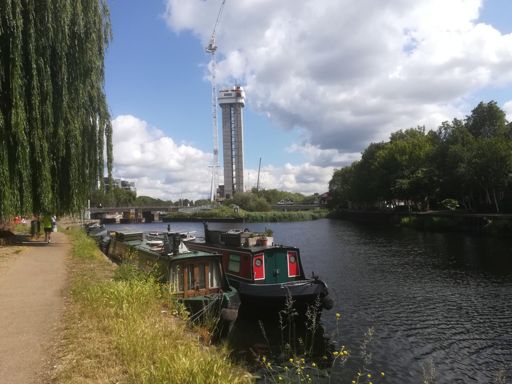 A brief diversion along the Lea towpath.