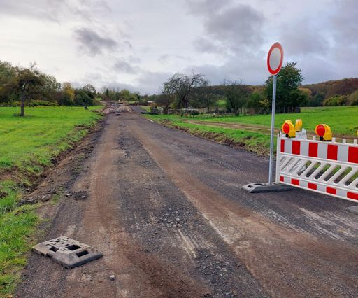Straße weg bei Waldorf 😯
