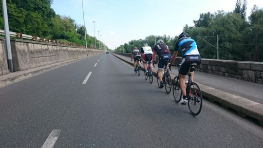 Sreo sam Smokvu i ekipu.