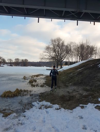 Зарайск, под автомобильным мостом через Осетр.