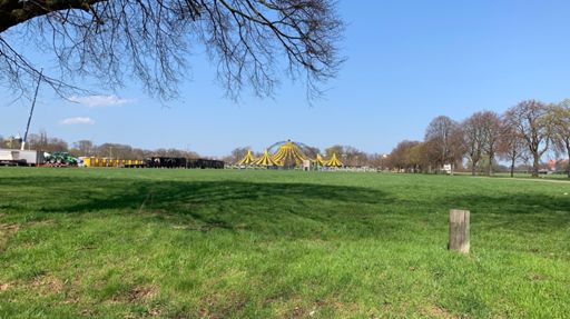 Kanzlers Weide... Zirkus FlicFlac ist da