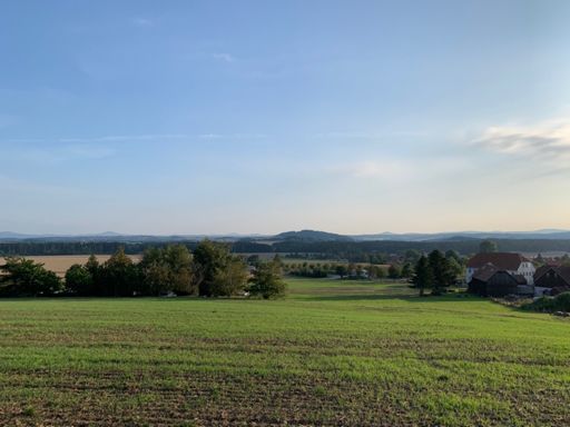 Ein Blick ins Oberlausitzer Bergland von Kottmarsdorf aus.