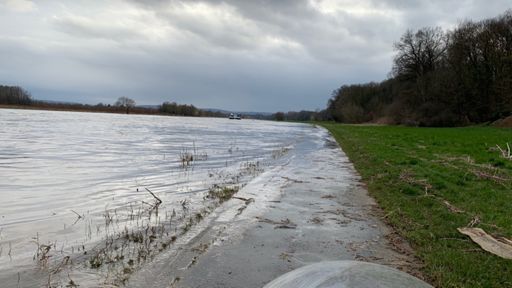 Land unter... Bodenwäsche gratis. 😂