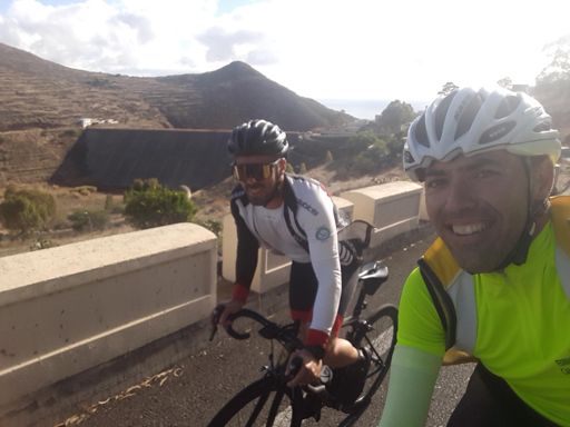 La presa de Los Campitos de fondo, ¡quedó bien!