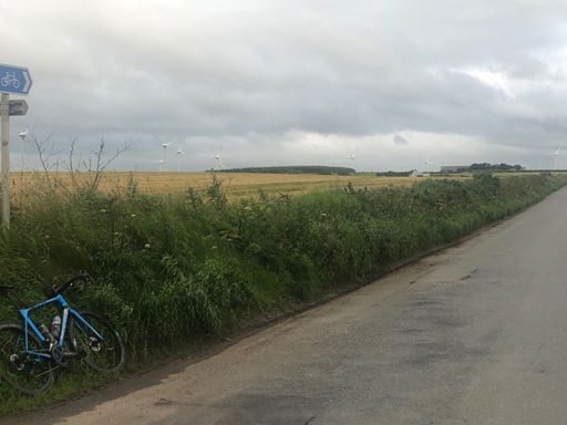 The windmills were a bit of a clear combat indicator that head winds would ensue! 🤮🤪🚴‍♂️🚴‍♂️