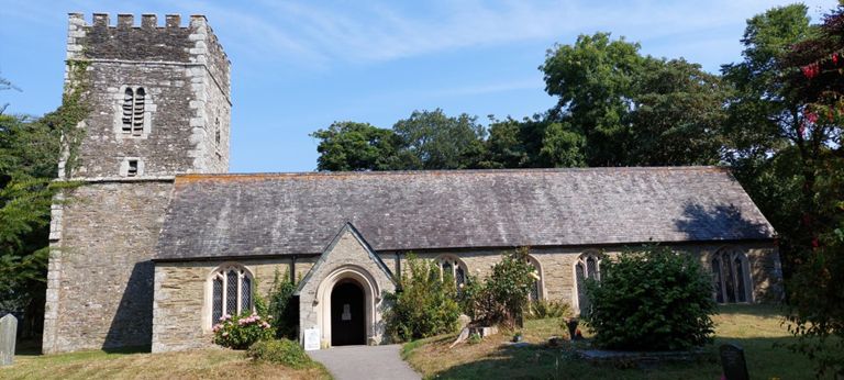 Whilst Lorraine was having a break, I wondered up the road and found Philleigh's parish church, dedicated to St Kea.
https://en.m.wikipedia.org/wiki/Saint_Kea