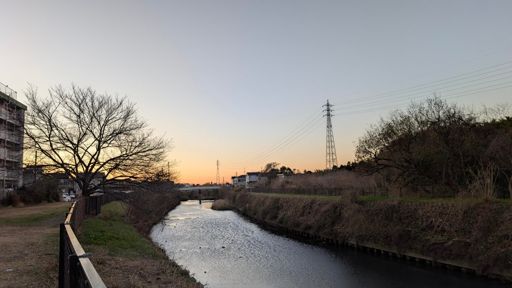 鴨川
南北に流れてるので、まずは北上(往路に風上に向かうのはすでに本能😆)