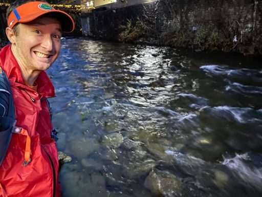 Touching the Tennessee River at the start.