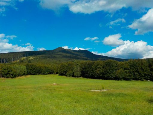 Vihorlat z lúky pod Vihorlatom