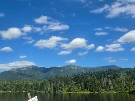 Money shot of the Franconia ridge from Lonesome Lake