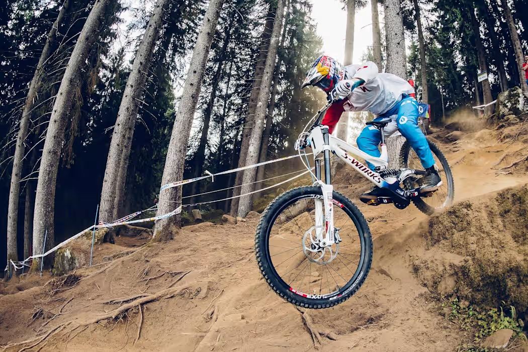 Loïc Bruni, champion du monde de descente