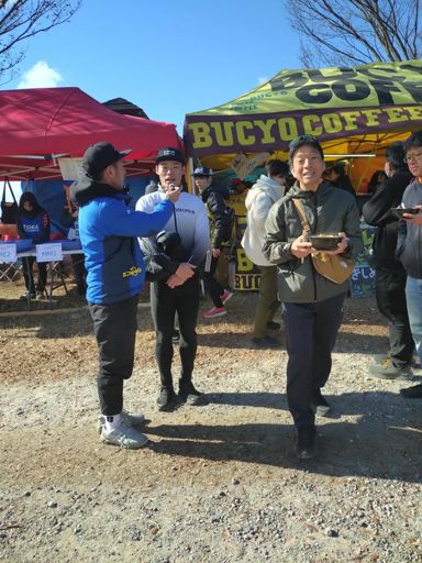 たつーみ発見👀 この後快くツーショットに応じてくれて二人で変なポーズしたけど嫁が撮り損ねてて大ショック😢