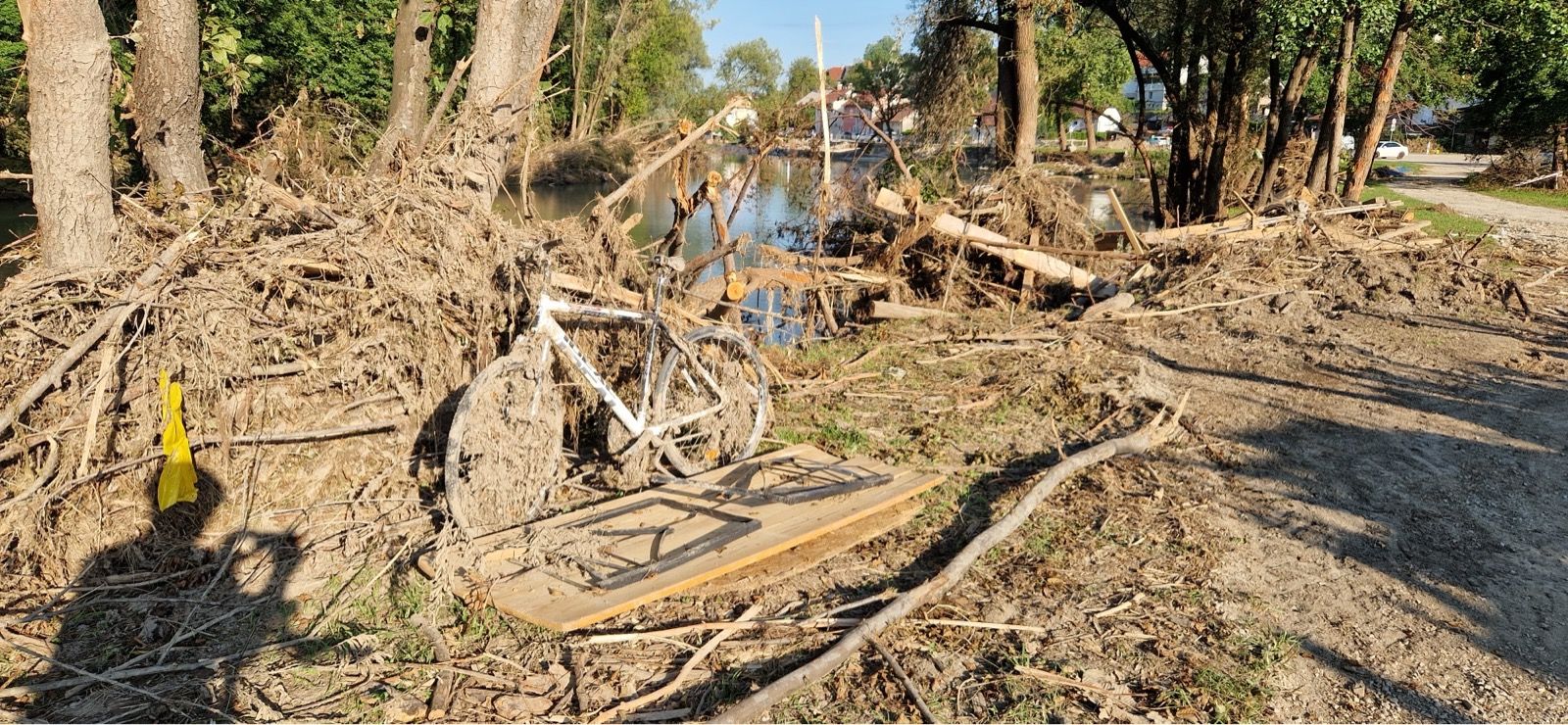 PzVjn5Zla9FASPBaWuEVxbvAV7EcMk_ZE-oztoNe