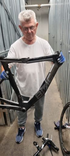 OVAKO IZGLEDA CARBON RAMA POSLIE PADA😆