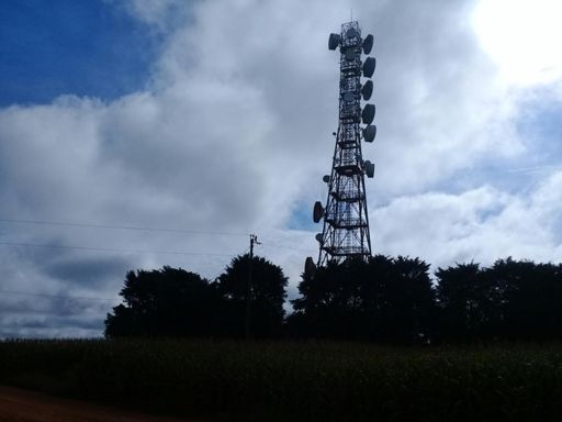 Aquela Antena que sempre me espera  no mesmo lugar ...